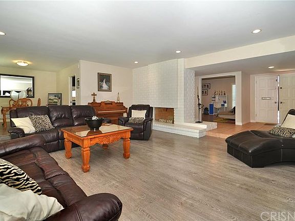 3rd image of 7522 Sausalito Ave