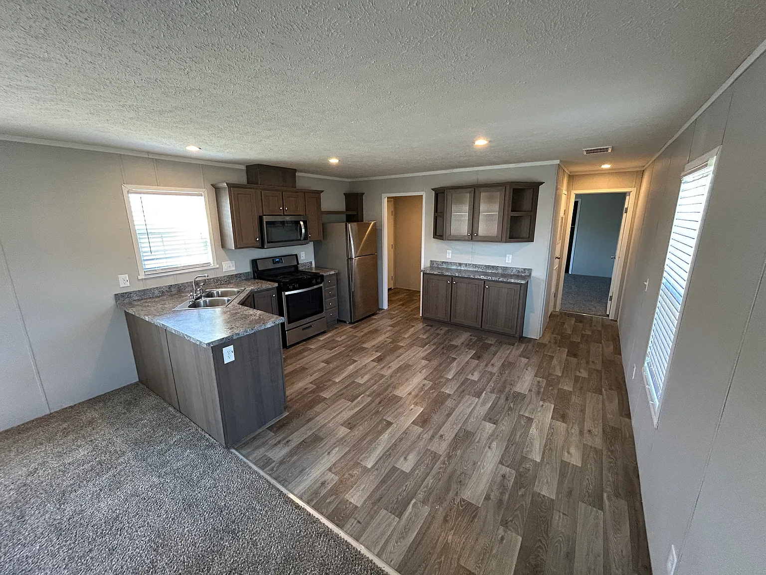 Open-Concept Floor Plan! — Photo 1