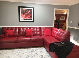 2200 11th Ave, Vienna, WV 26105