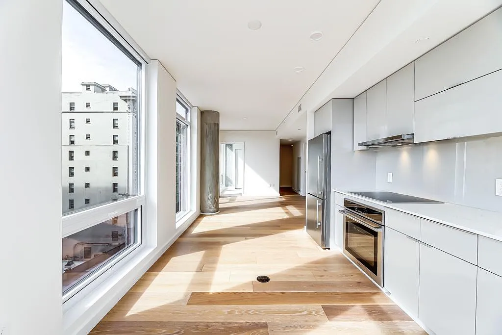 2 bed, 880 sqft, $2,990 — Photo 3