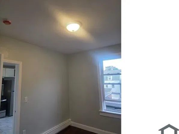 210 Hillside Ave, Newark, NJ 07108