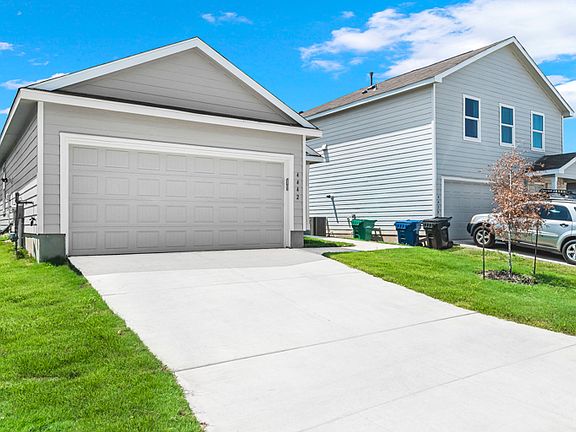 2nd image of 4442 Glades Way