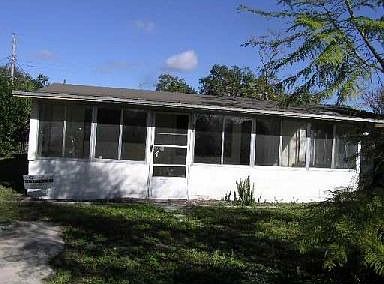 1st image of 222 Palm Pl