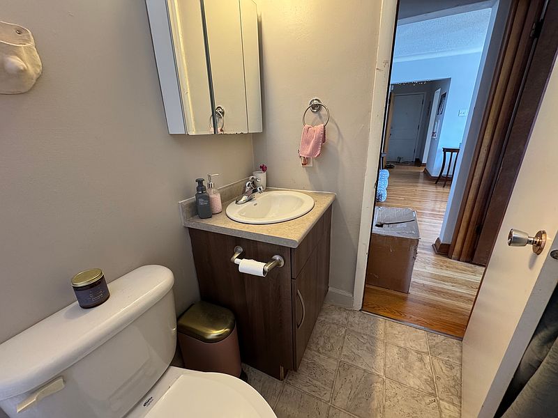Winnipeg Apartment for rent - 1 Bedroom — photo 12