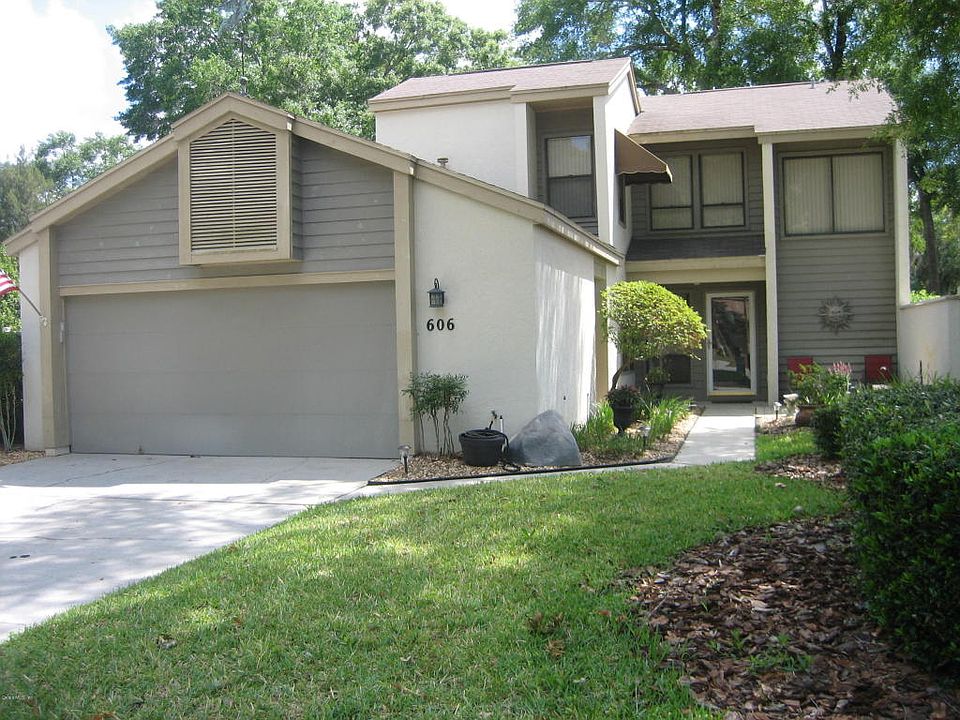 1st image of 606 NE 45th Ct