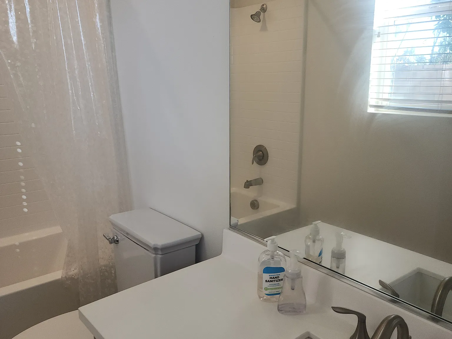 1 bed, 2146 sqft, $1,000 — Photo 2