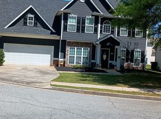 14 Camden Village Dr, Newnan, GA