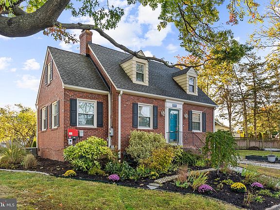4th image of this home