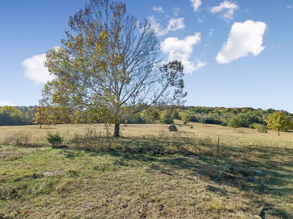 1608 Salem Rd, Lebanon, TN 37090