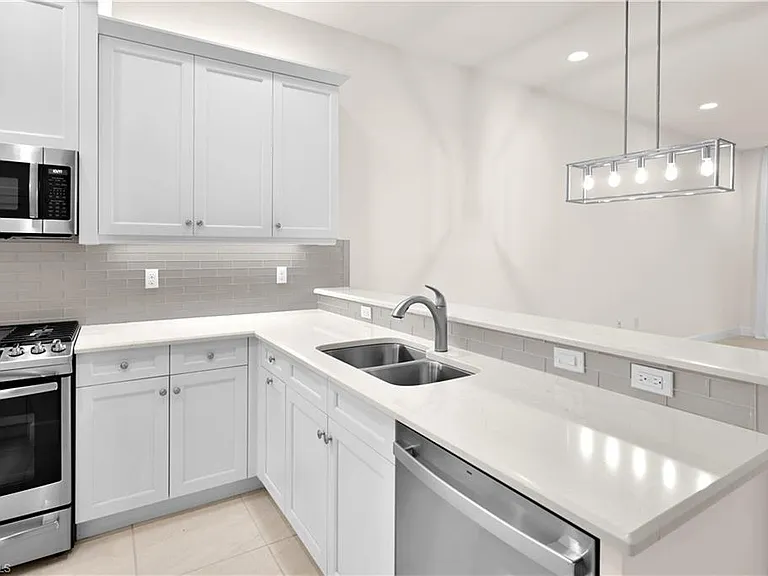16312 Molise Pl — Photo 11