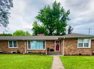 18 E 27th Ave, Hutchinson, KS 67502