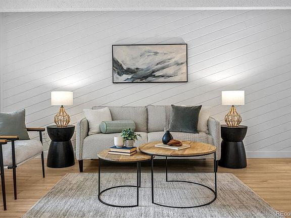 4th image of 800 W Belleview Avenue #408
