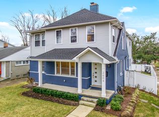 2604 Manchester Rd, Birmingham, MI 48009