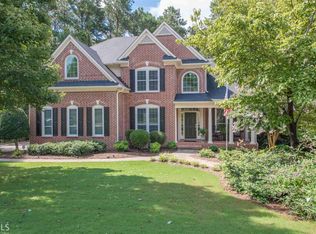 330 Ridgewood Dr, Fayetteville, GA 30215