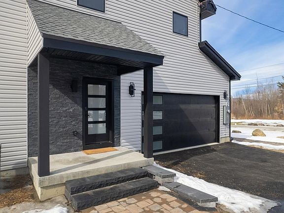 3rd image of 20 Sherwood Road