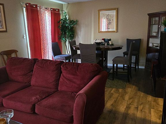 4th image of 22 Fairview Dr