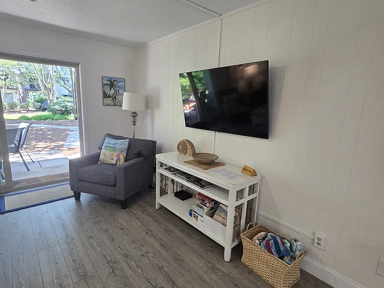 26 S Forest Beach Dr #62 — Photo 7