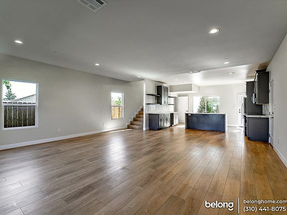 3rd image of 2266 Ewing St