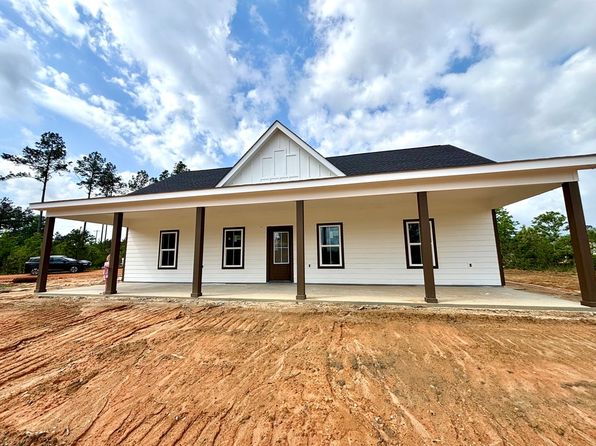 2719 Bouie Rd, Poplarville, MS 39470