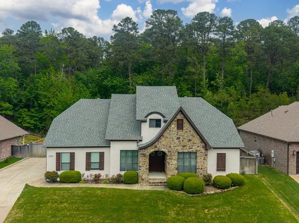 13808 Foxfield Ln, Little Rock, AR 72211