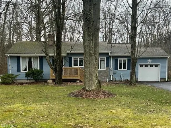 2394 Janice Dr, Southington, OH 44470