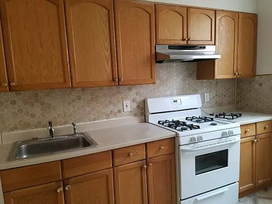 Rented by Virtual Real Estate | media 29