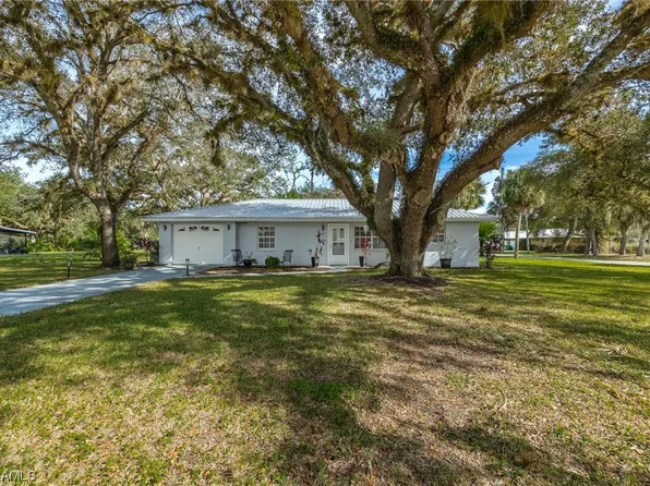 141 Florida St, Labelle, FL 33935