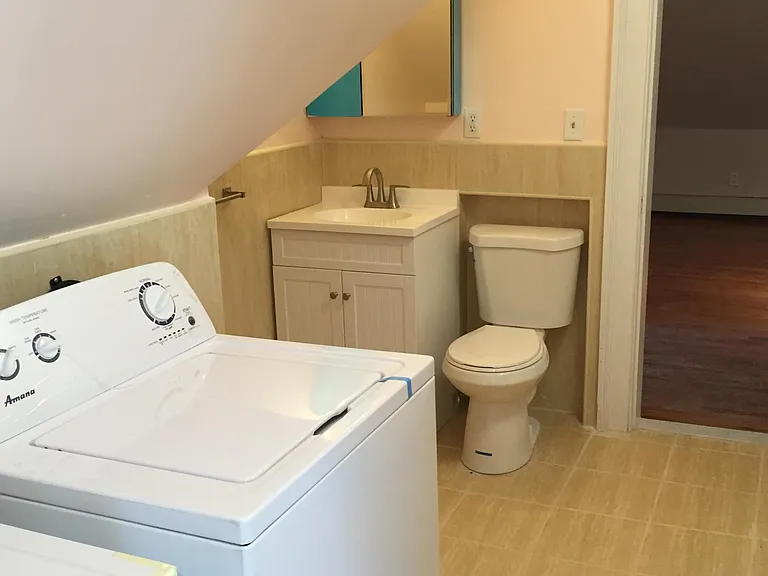 662 Orange St #3 — Photo 7