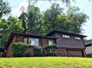 805 Carroll Rd, Charleston, WV 25314