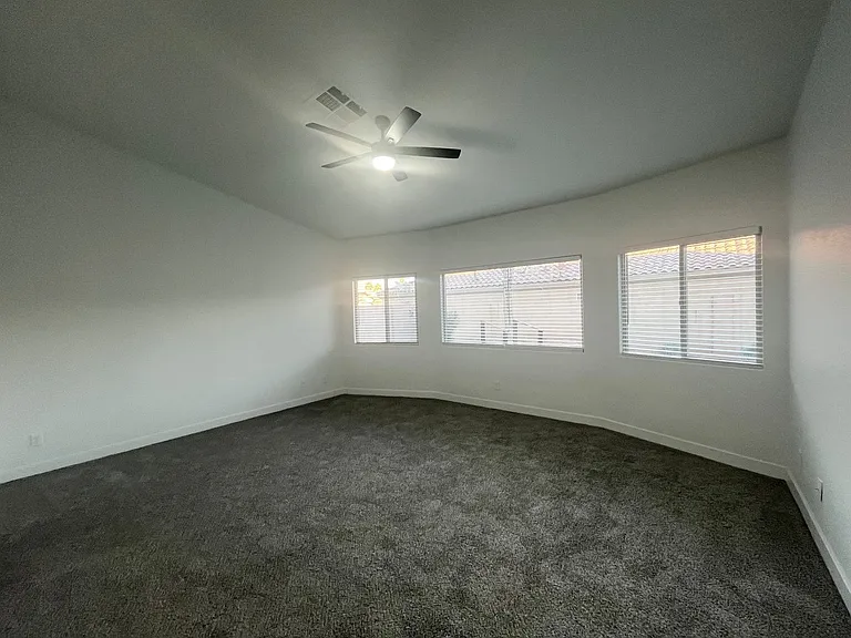 3816 Waynesvill St — Photo 26
