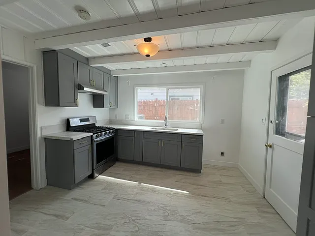 1414 S Indian Summer Ave — Photo 13