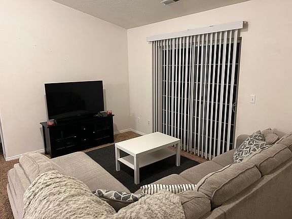 3rd image of 1484 Westbury Way APT L