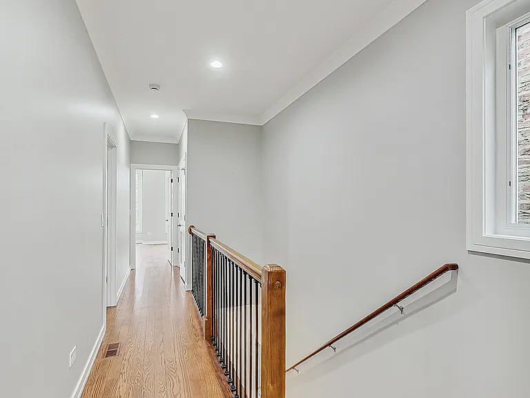 6626 S Ingleside Ave — Photo 16