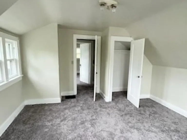 1455 NW Harrison Blvd — Photo 11