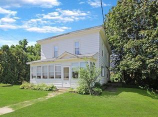 325 Chestnut St, Warren, IL 61087