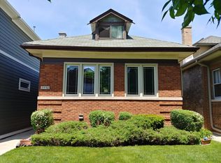 2236 W Winnemac Ave, Chicago, IL 60625