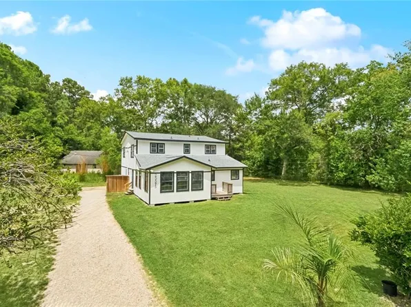 25595 W Birch St, Lacombe, LA 70445