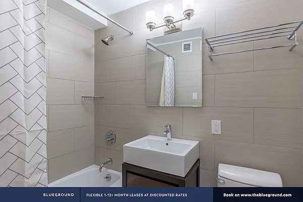 Rented by The Blueground | media 84