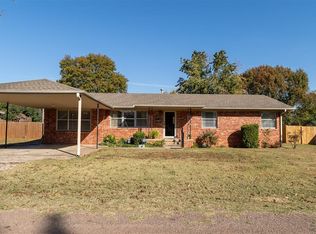 1206 E Indianola St, Wynnewood, OK 73098