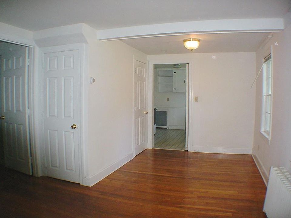 2nd image of 101 School St #101