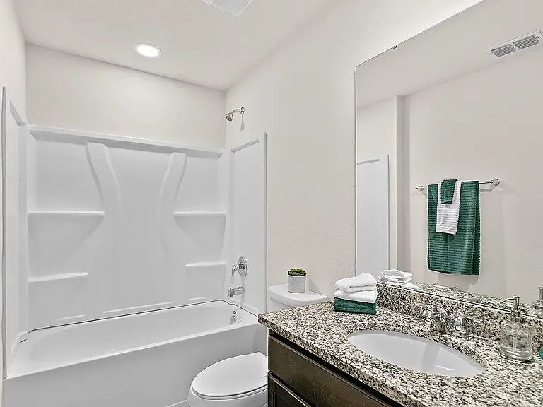 7644 Mailes Ct #201 — Photo 3