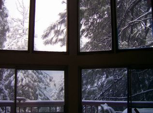 27411 Elmwood Dr, Lake Arrowhead, CA 92352