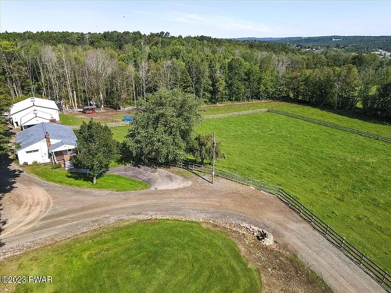 853D Spring Hill Rd — Photo 46