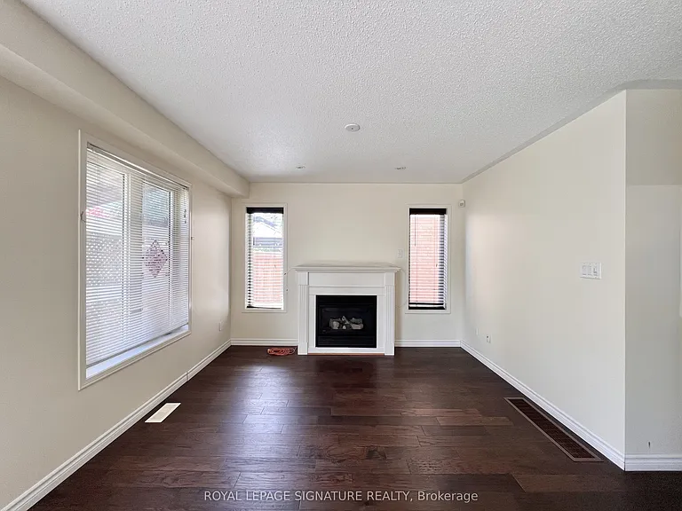 99 Tansley Cres — Photo 10