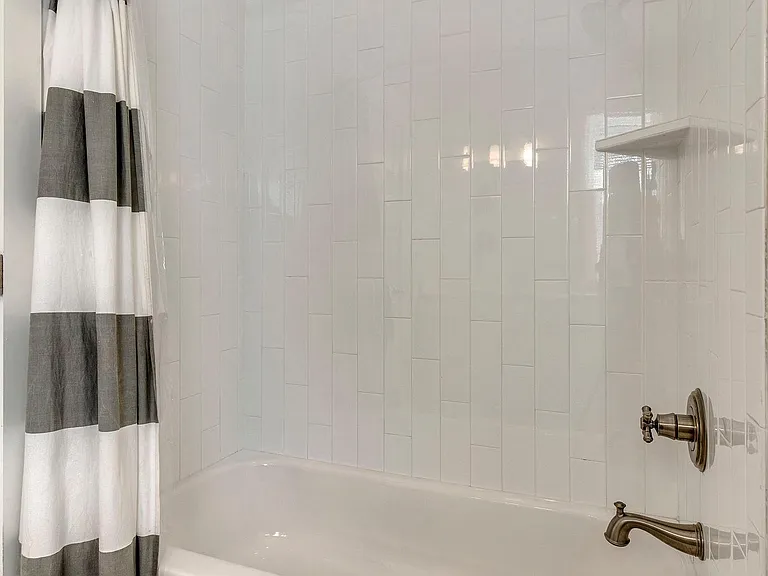 1514 Kirkwood Ave — Photo 27