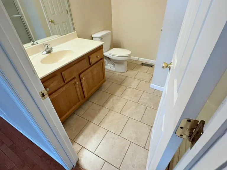 7008 Brittney Cir — Photo 17