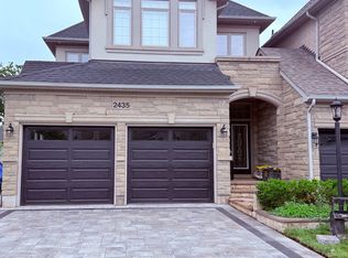 2435 Presquile Dr, Oakville, ON L6H 0B8