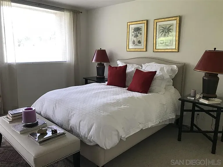 1586 De Anza Dr — Photo 9