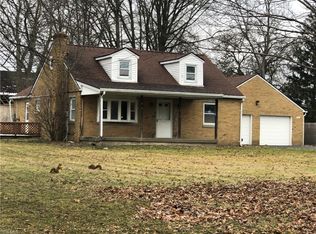 247 Gillmer Rd, Leavittsburg, OH 44430