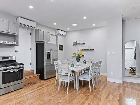 1261 Eastern Pkwy Suite 2, Brooklyn, NY 11213
